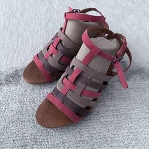 Naya Women's Pink and Brown Sandals Size 6